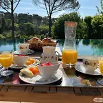 Rum i privatbostad Encantada Nîmes