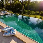 Rum i privatbostad Encantada Nîmes