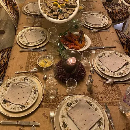 Encantada Homestay Nimes